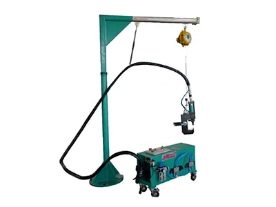 Консольный кронштейн c балансиром (настраивается в зависимости от условий работы)